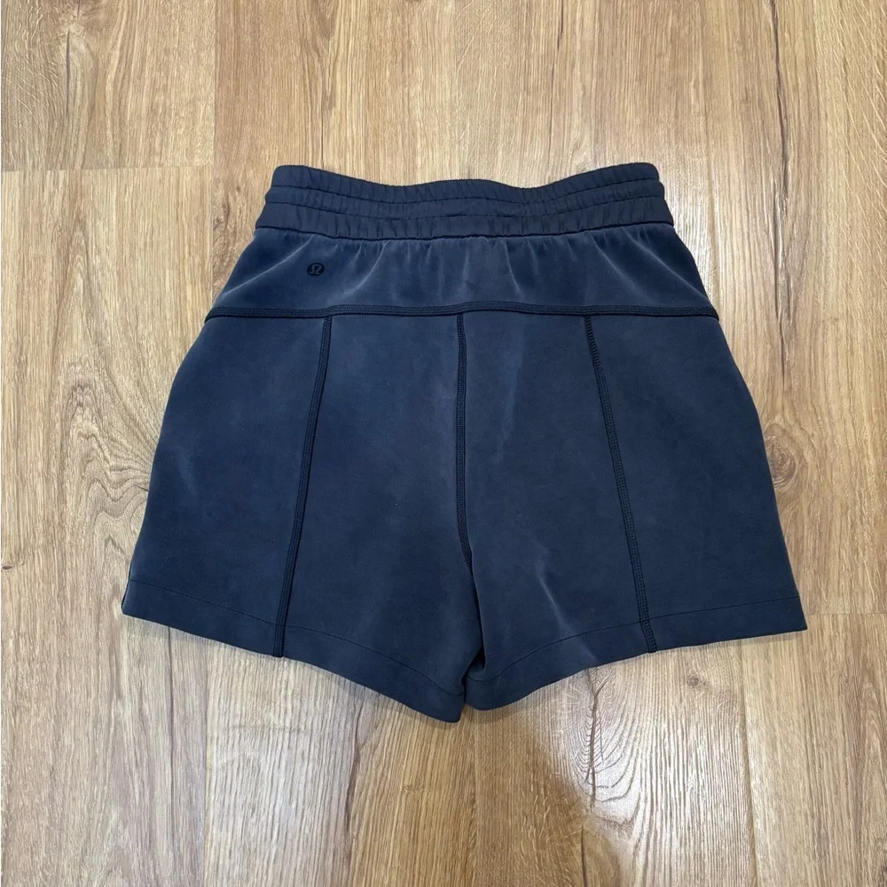 Lululemon Softstreme Shorts *Black